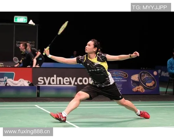 羽毛球战术解析:杭州羽毛球队边路渗透的成功之道与启示 羽毛球战术解析:杭州羽毛球队边路渗透的成功之道与启示